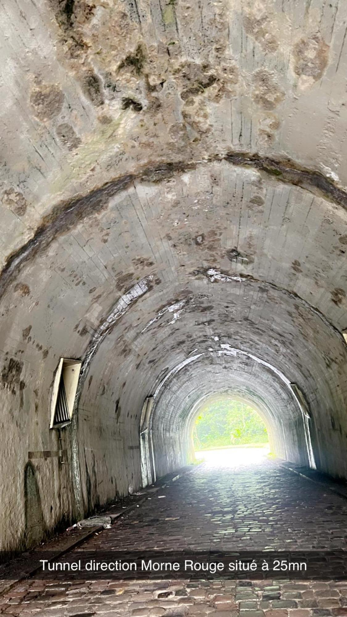 Le Ketmie Nature Et Decouverte Fond-Saint-Denis ภายนอก รูปภาพ